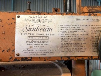 Sunbeam Twin Box Electric Wool Press