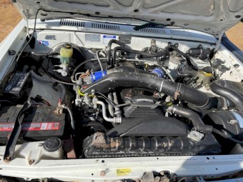 1996 Toyota Hilux DC Ute