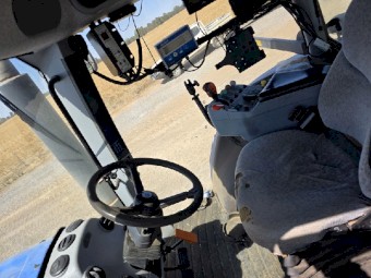 New Holland TG285 Tractor