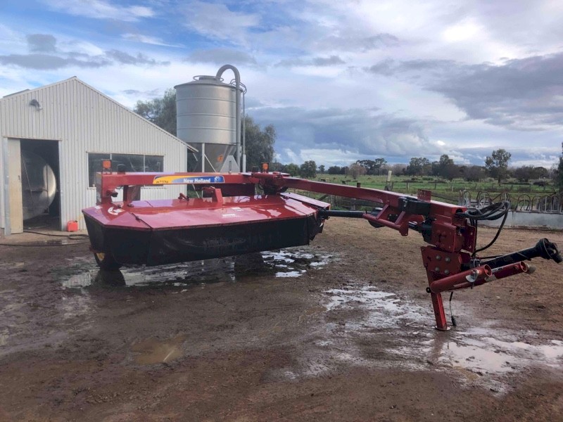 2011 New Holland H7230 Mower Conditioner