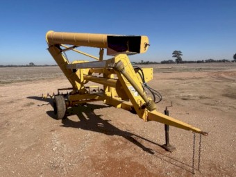2009 Palou Grain Bag Outloader