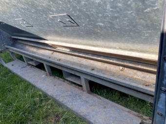 Universal Sheep Feeders
