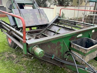 True Line Bale Cart