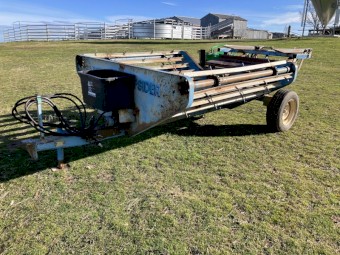 Pearce Offsider Hay Feeder