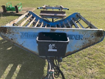 Pearce Offsider Hay Feeder
