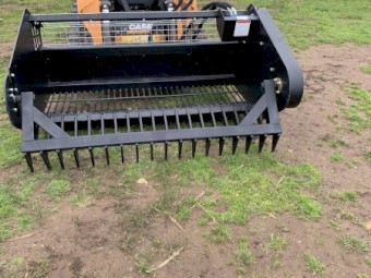 Rock picking bucket