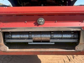 2011 Case IH 8120 Header with Case IH 2152 Front