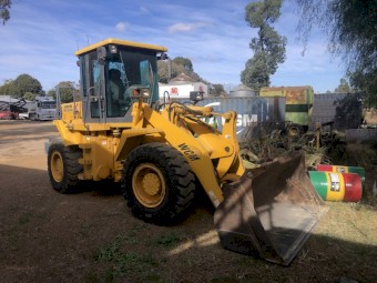 2007 WCM Front End Loader
