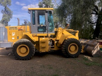 2007 WCM Front End Loader