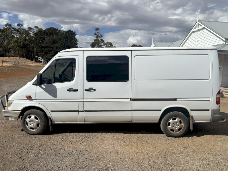 2001 Mercedes 308CDI Sprinter Van