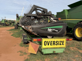 2011 John Deere 9770 Header Macdon D60 Front 