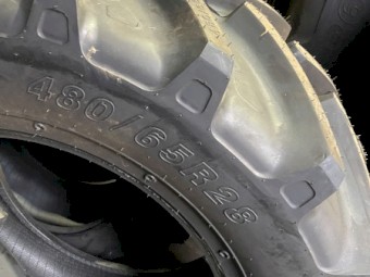 CROSSWIND 480/65R28 Radial Agricultural Tyre