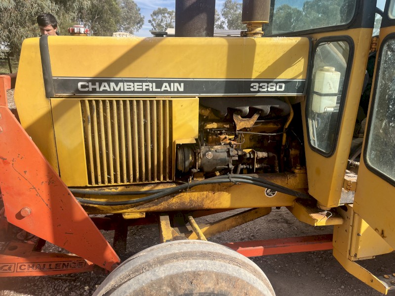 Chamberlain 3380 Tractor