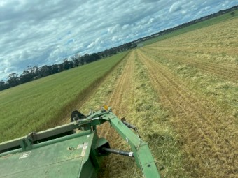 John Deere 920 Mower Conditioner