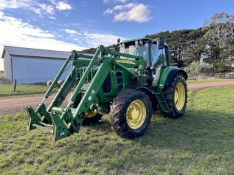 2007 John Deere 6530 Premium Tractor Loader