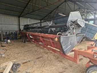 Case IH 2166 Header with 1010 Front