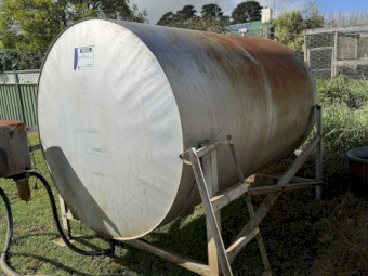 Diesel fuel tank 