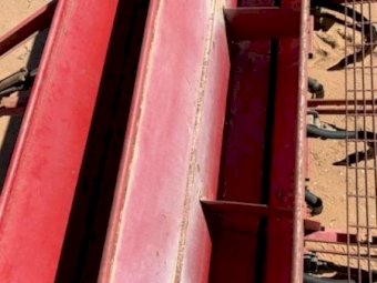 International 511 Seed Drill/Combine