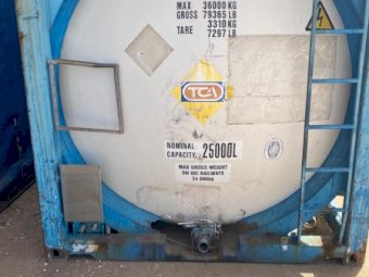 1 x 25,000L Stainless steel tank