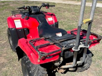 (A136) - 2016 Honda Fourtrax TRX420 ATV Red Motor Bike