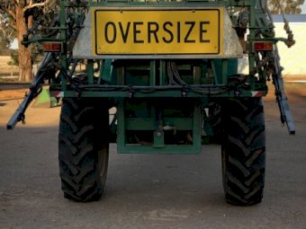 2007 Goldacres 24m 3000Ltr Boomspray