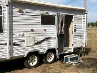 2004 Roma Caravan