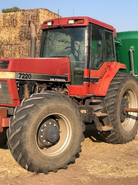 Case IH Magnum 7220 Tractor