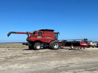 Case IH 9120 + 2152 Front