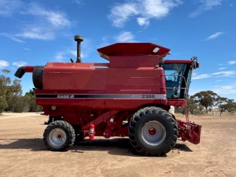 2002 Case IH 2388 Header with 2005 Case IH 2052 36ft Front