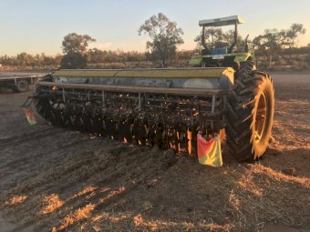 John Shearer 24 Run Combine Seeder
