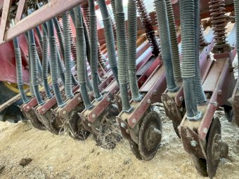 Duncan 734 Multi Seeder 23 run Triple Disc