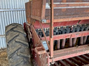 Duncan 734 Multi Seeder 23 run Triple Disc