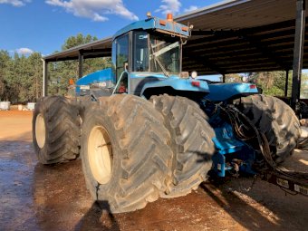 1996 Ford 9880 Versatile Tractor