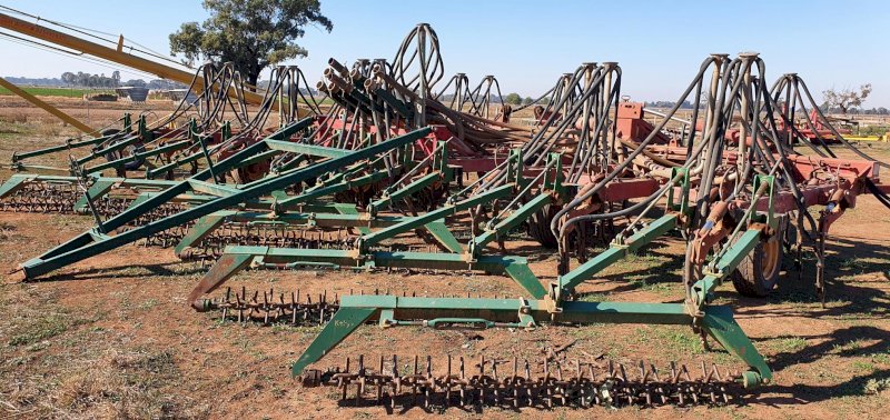 New Holland 3420 Trashformer Bar