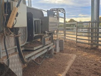 Under Auction - (A147) - 2015 Gallagher Pneumatic Auto Drafter & Handler 