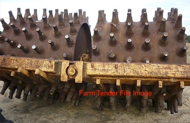 Sheeps Foot Roller