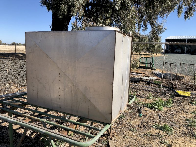 400L Stainless Steel Water Tank and Stand
