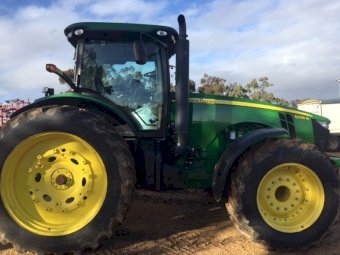 2014 John Deere 8235R Tractor