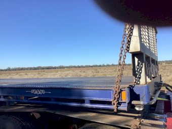1990 Freighter 45ft Flat Top Trailer (Dolly not included)
