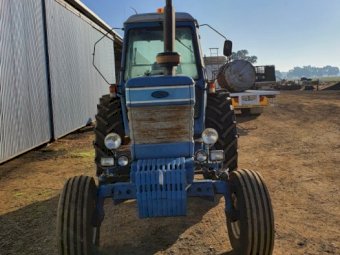 Under Auction - (A153)  Ford TW5 Tractor 