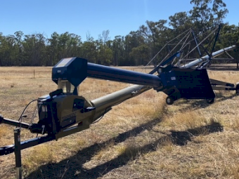 New Harvest H13104XT Grain Auger