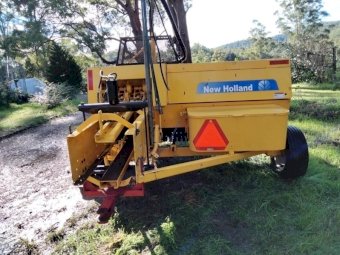 NEW HOLLAND 5060 SMALL SQUARE BALER
