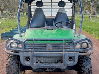Under Auction - (A156)  	John Deere Gator 