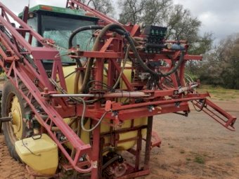 2004 3PL Hardie sprayer
