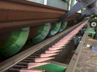 1994 John Deere 9500 Header with Front