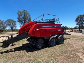 Under Auction - (A155)  2019 Massey Ferguson 2270XD Baler 