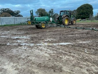 Under Auction - (A158)  2002 Goldacres Prairie 2500L Trailing Boom Spray 
