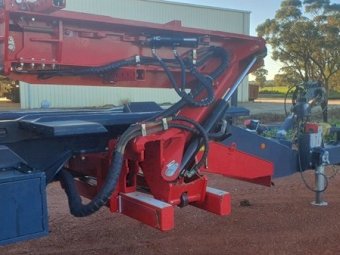 Under Auction - (A157)  2020 Anderson StackPro 4500 Bale Stacker 