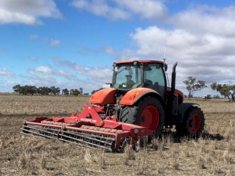 2016 Kubota M7151 Tractor