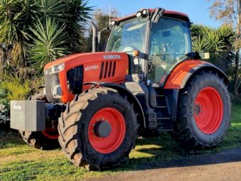 2016 Kubota M7151 Tractor